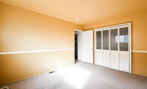 946 Mathewson Ave, Placentia CA  92870-2141 exterior