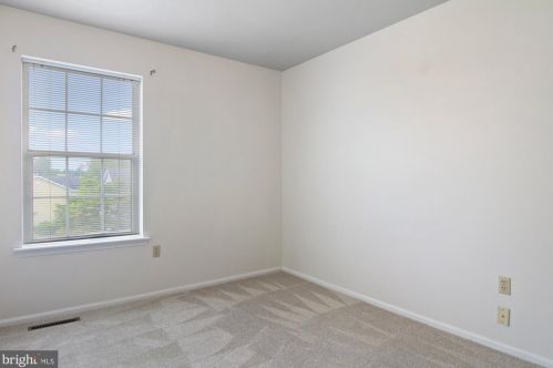 5447 Pond Rd, Harrisburg PA 17111-3765 exterior