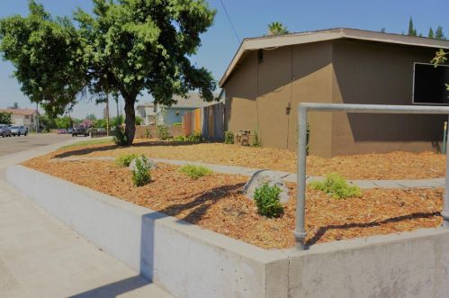 127 Hillside St, Ripon CA  95366-2008 exterior