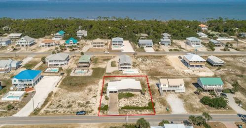 841 Gorrie Dr, Saint George Island FL  32328-2911 exterior