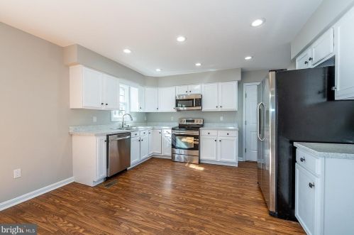 7216 Hearthside Trl, Fredericksburg VA  22407-7478 exterior