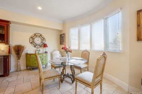 4946 Haskell Ave, Van Nuys CA 91436-1540 exterior