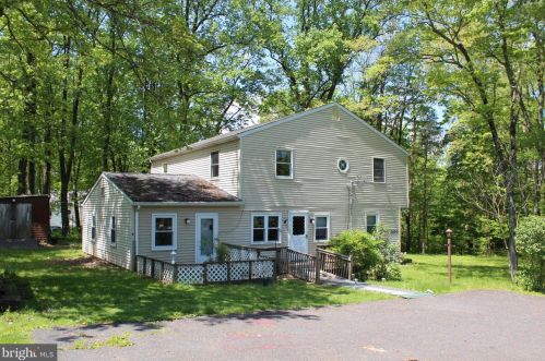 2030 Oak Ave, Jamison PA  18929-1004 exterior