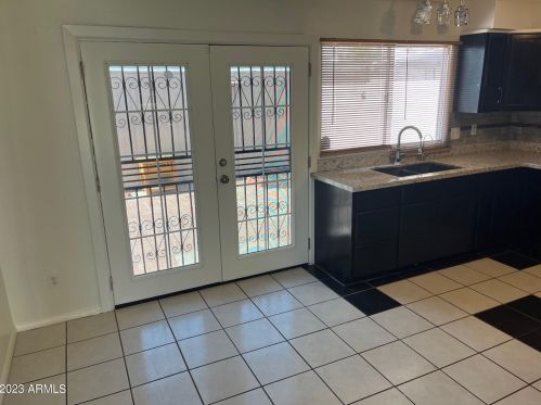 4302 Solano Dr, Glendale AZ  85301-6314 exterior