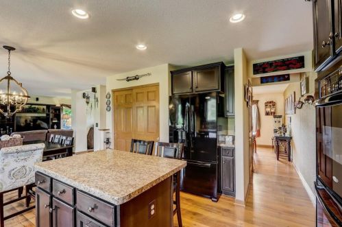 6109 108 Ave, Kenosha WI 53142-7263 exterior