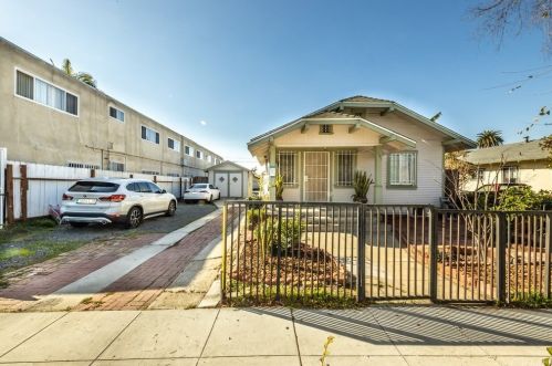 1365 Dawson Ave, Long Beach, CA 90804-2208