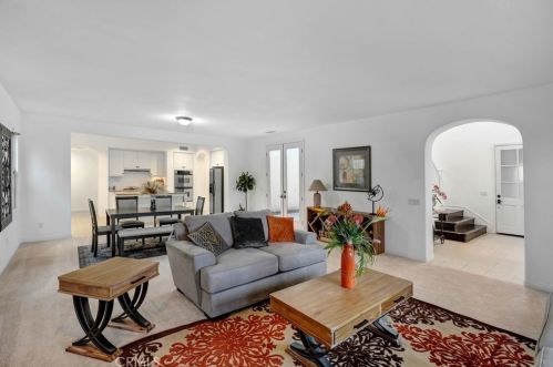 3027 Hampton Way, Ontario CA  91761-2631 exterior