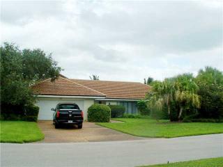 256 Egret Ln, Vero Beach FL  32963-2623 exterior