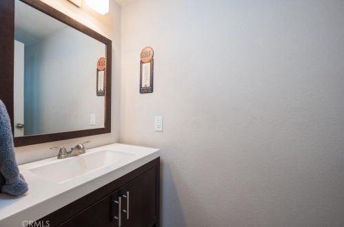 122 Valley View Dr, Santa Maria CA  93455-5540 exterior