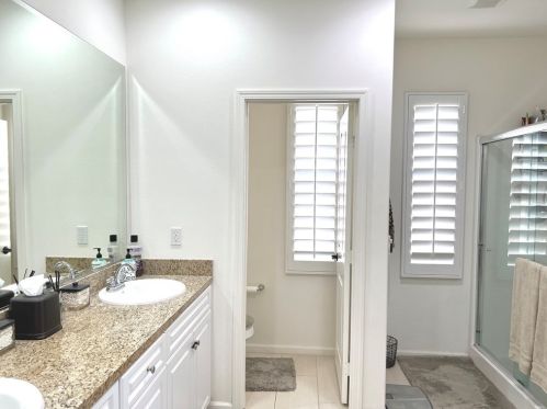 21737 Propello Dr, Santa Clarita CA  91350-8542 exterior