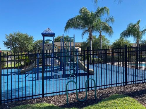 6411 Windsor Lake Cir, Sanford FL  32773-5743 exterior