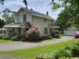 129 East St, Walton, NY 13856-1038