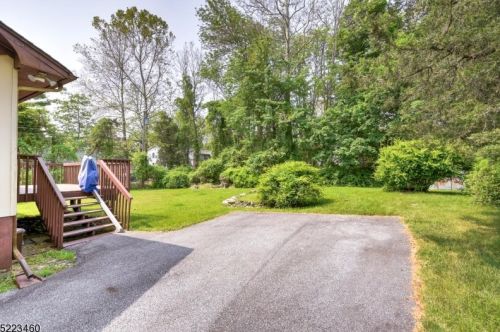 901 Meadowbrook Rd, Fredon NJ  07860-4519 exterior