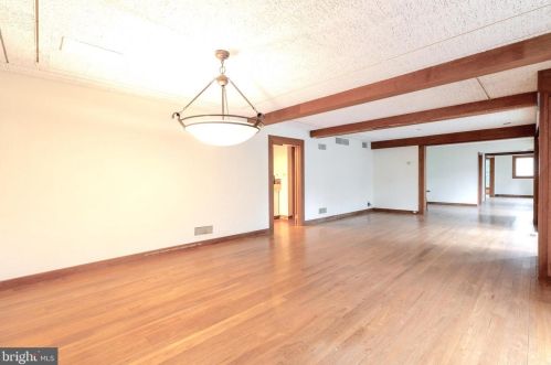 285-6 Chelsea Cir, Newtown Square PA  19073-2104 exterior