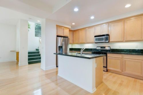 2822 Escala Cir, San Diego CA 92108-6722 exterior