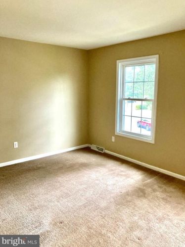 268 Green Blade Dr, Dover DE  19904-2646 exterior