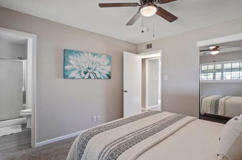 2353 Ln Loma Dr, Rancho Cordova CA 95670-3166 exterior