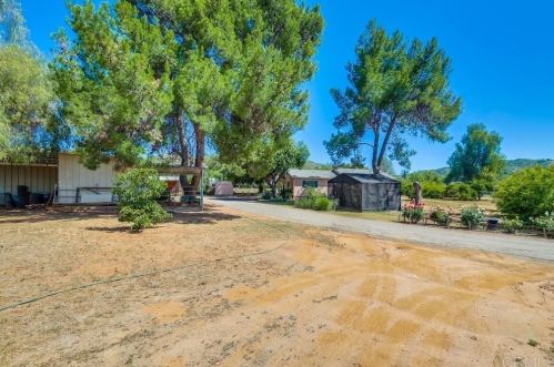 9998 Dunbar Ln, El Cajon CA 92021-2631 exterior