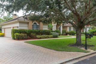 845 Forest Glen Ln, West Palm Beach, FL 33414-6329