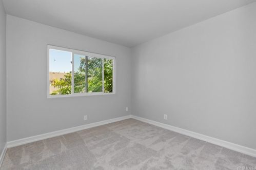 325 Chinook Dr, Placentia CA  92870-1417 exterior