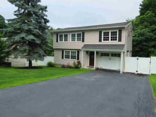 12 Rhinebeck Rd, Kent Lakes, NY 10512-4947