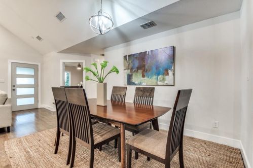 315 Oakcrest Dr, Richardson TX  75080-2520 exterior