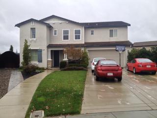 4020 Blacksmith Cir, Oakley, CA 94561-4406