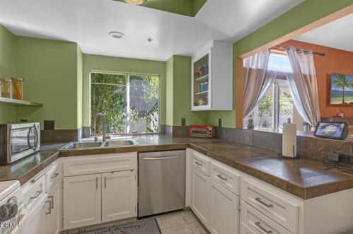 508 Madrina Pl, Oxnard CA  93030-3781 exterior
