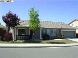 1778 Meadows Ave, West Pittsburg, CA 94565-6472