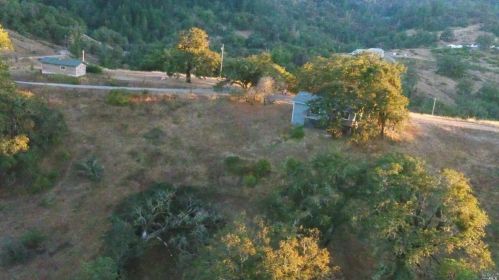 18801 Shafer Ranch Rd, Willits CA  95490-9642 exterior