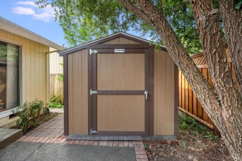 2013 Waltzer Rd, Santa Rosa CA  95403-1827 exterior