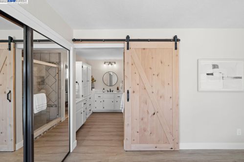 1455 Hudson Way, Livermore CA  94550-5550 exterior