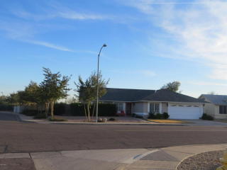 8967 Rovey Ave, Glendale, AZ 85305-2495