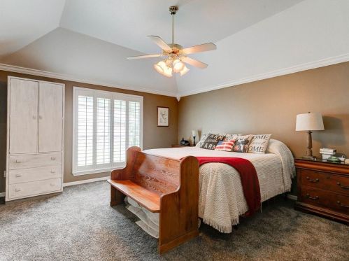 5215 Wedgefield Rd, Granbury TX  76049-4166 exterior