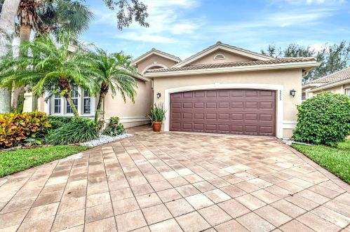 6865 Venidita Beach Dr, Delray Beach, FL 33446-5671
