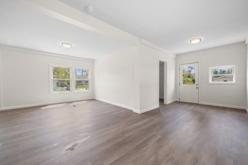 3 Margaret Ave, Raymond NH  03077-2052 exterior