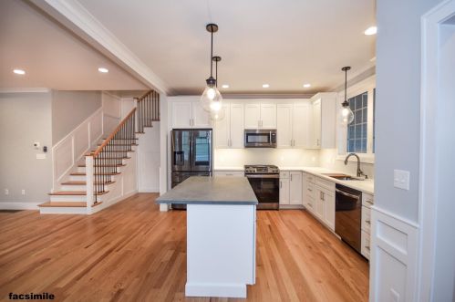 46 Lovell Rd, Stratham NH  03885-2218 exterior