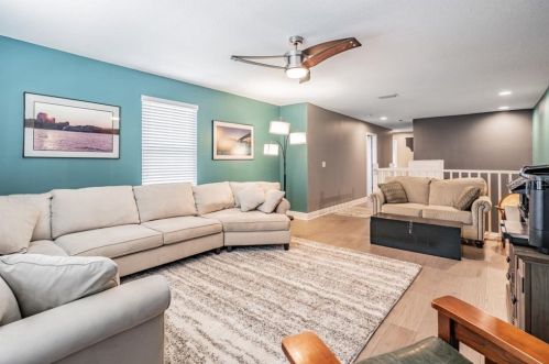 1606 Feather Grass Loop, Lutz FL  33558-2804 exterior