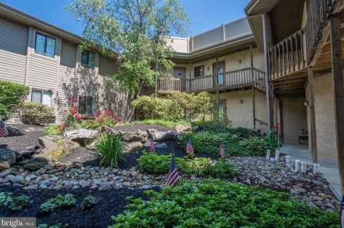 404 Pritchard Pl, Newtown Square PA  19073-3031 exterior
