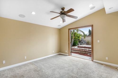 818 South St, Anaheim CA  92805-4415 exterior