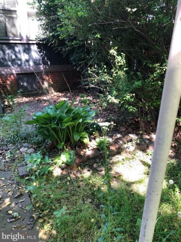 674 Lamberton St, Trenton NJ  08611-2912 exterior