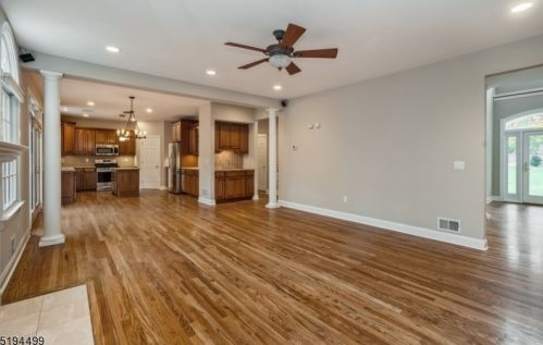 81 Cregar Rd, High Bridge, NJ 08829-1108