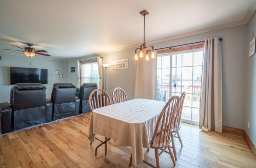 263 Stonefield Dr, Lake Mills WI  53551-1963 exterior