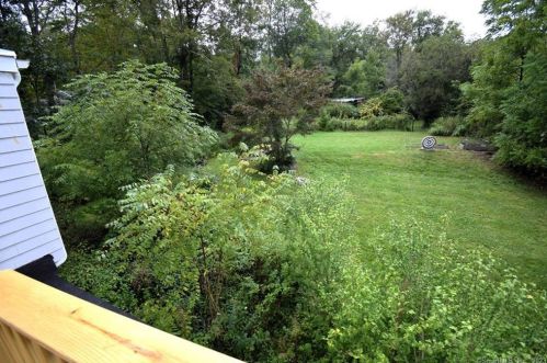 168 Sea Hill Rd, North Branford CT  06471-1406 exterior