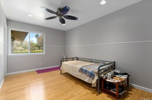 1539 Avolencia Dr, Fullerton CA 92835-3717 exterior