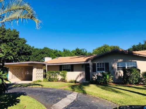 1077 25th Way, Boynton Beach, FL 33426-7432