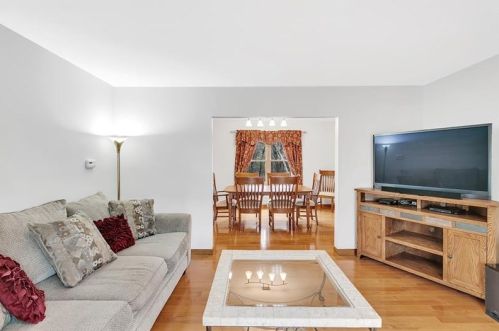 7808 Pine St, Pittsburgh, PA 15237-1920