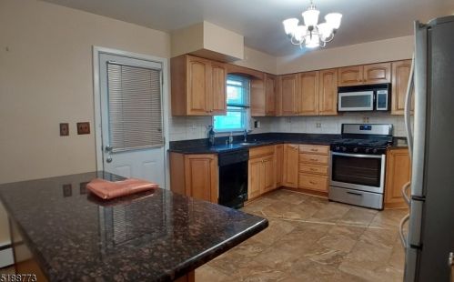 359 Linden Ave, Rahway NJ  07065-4320 exterior