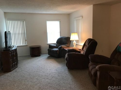 199 Wycoff Way, East Brunswick, NJ 08816-5643