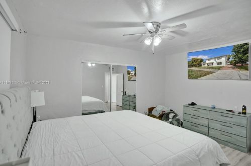 921 18th St, Hialeah FL  33010-2322 exterior